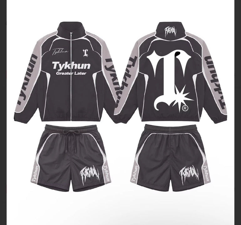 Sweatsuit ￼